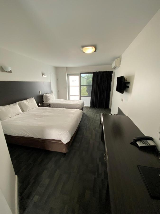 Brighton Hotel Motel Pontville Extérieur photo