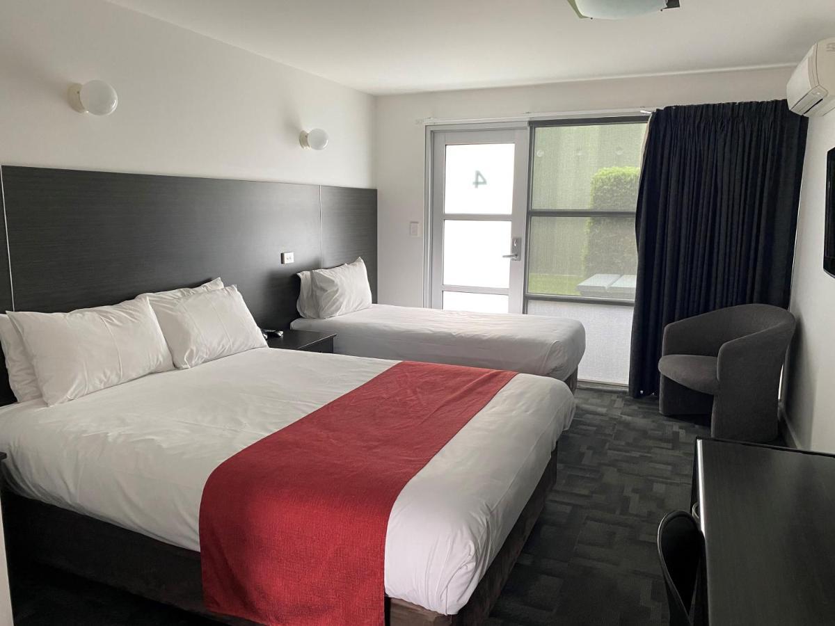 Brighton Hotel Motel Pontville Extérieur photo