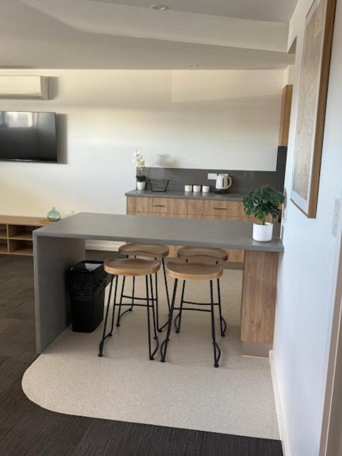 Brighton Hotel Motel Pontville Extérieur photo